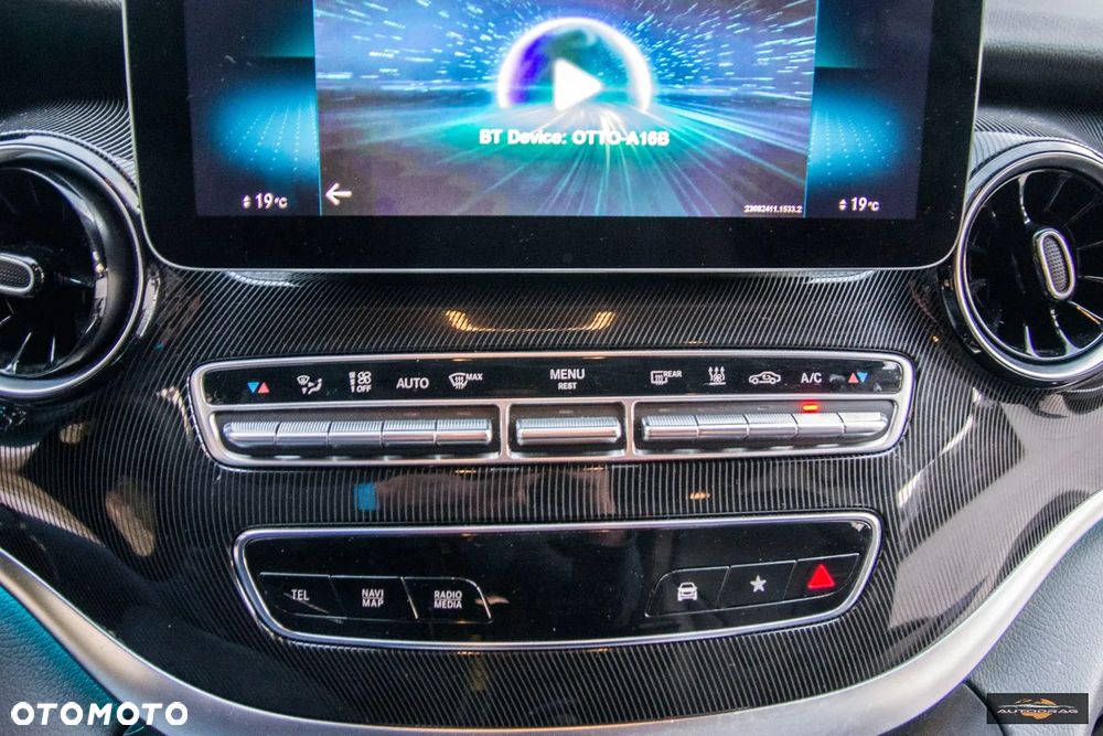 Mercedes-Benz Klasa V 300 d 4-Matic 9G-Tronic - 19