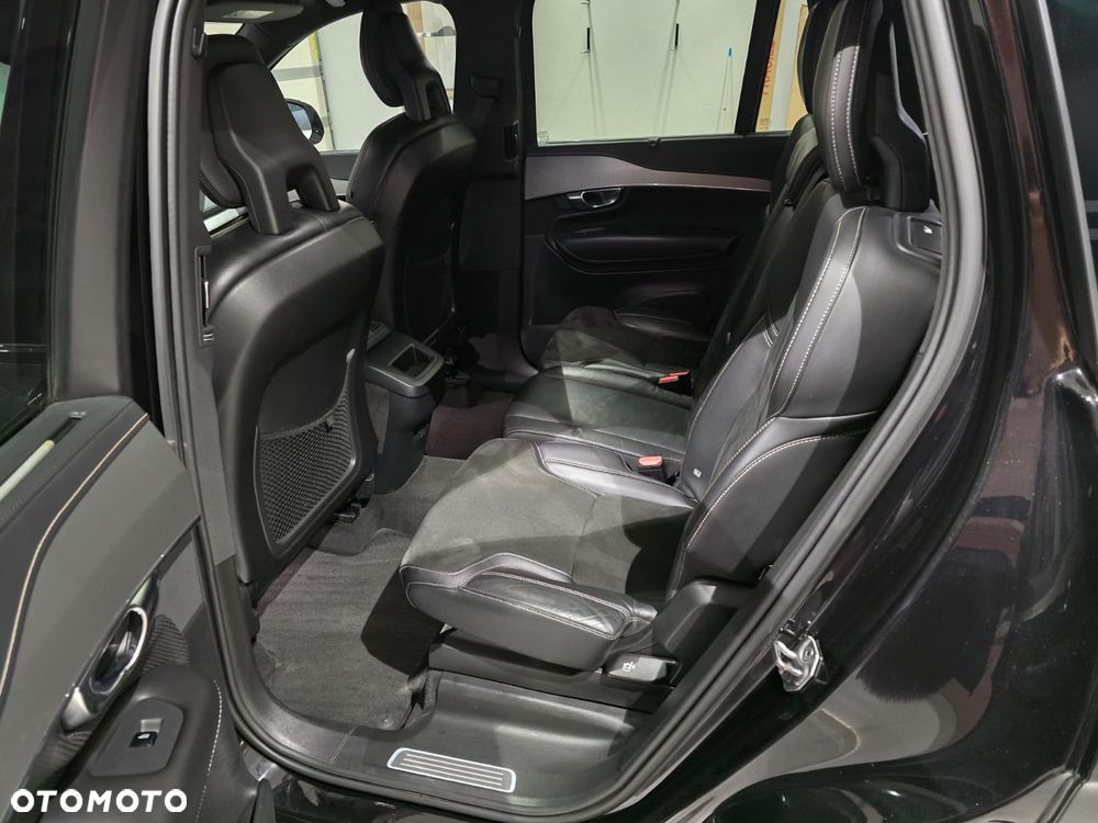 Volvo XC 90 B5 D AWD R-Design 7os - 13