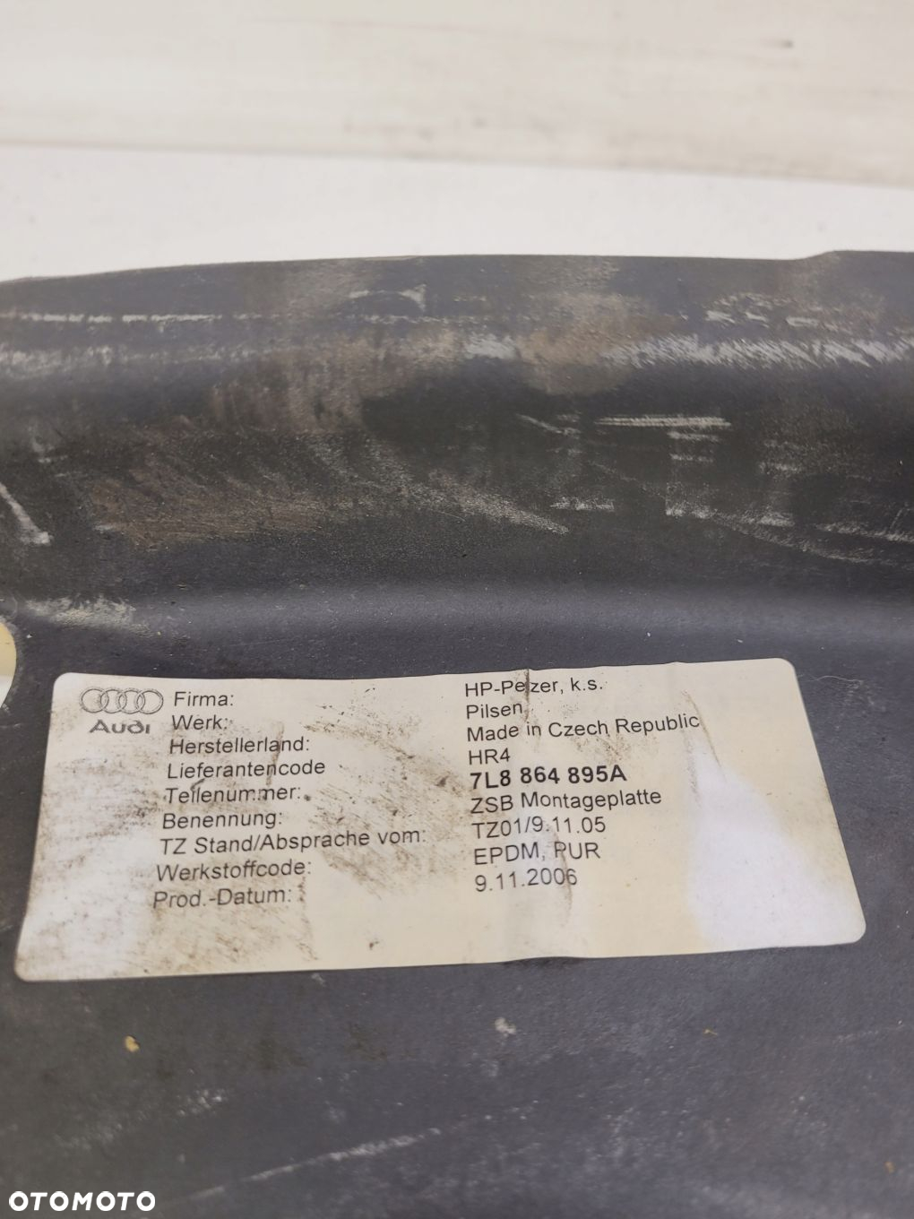 WYGŁUSZENIE ŚCIANY GRODZIOWEJ AUDI Q7 4L 7L8864895 - 4