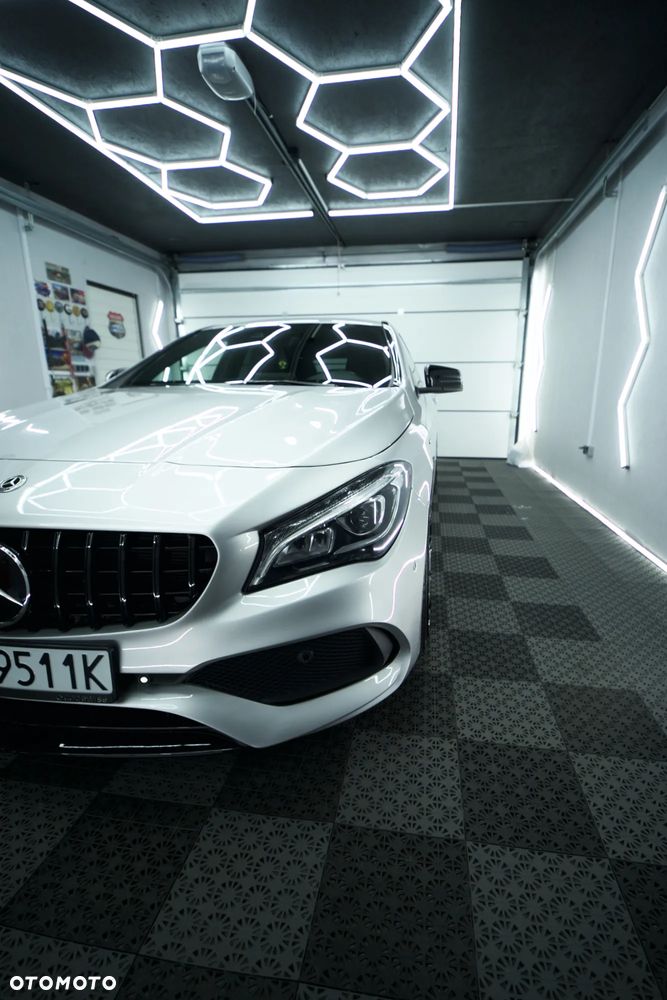 Mercedes-Benz CLA 250 4Matic 7G-DCT Sport - 5
