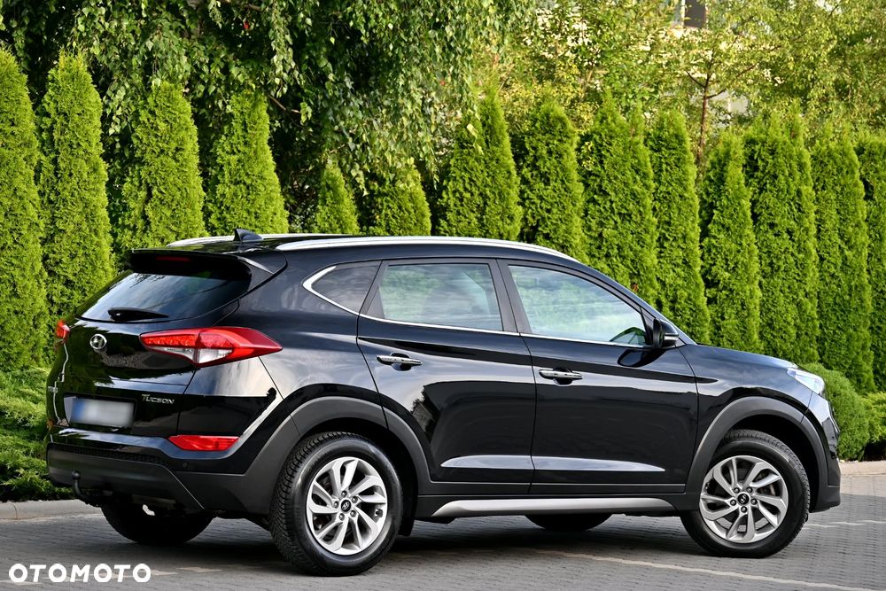 Hyundai Tucson 1.7 CRDI BlueDrive Comfort 2WD - 18