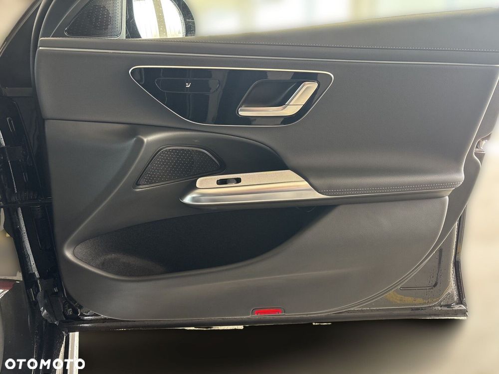 Mercedes-Benz Klasa E - 20