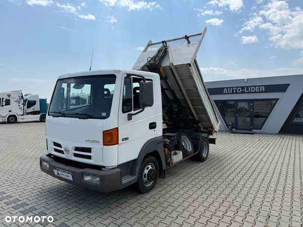 Nissan ATLEON 56.13 / HAKOWIEC / DMC 5600KG / TACHO TARCZKI / 49.000 KM ! ! ! / Z FRANCJI /  STAN BDB / / /