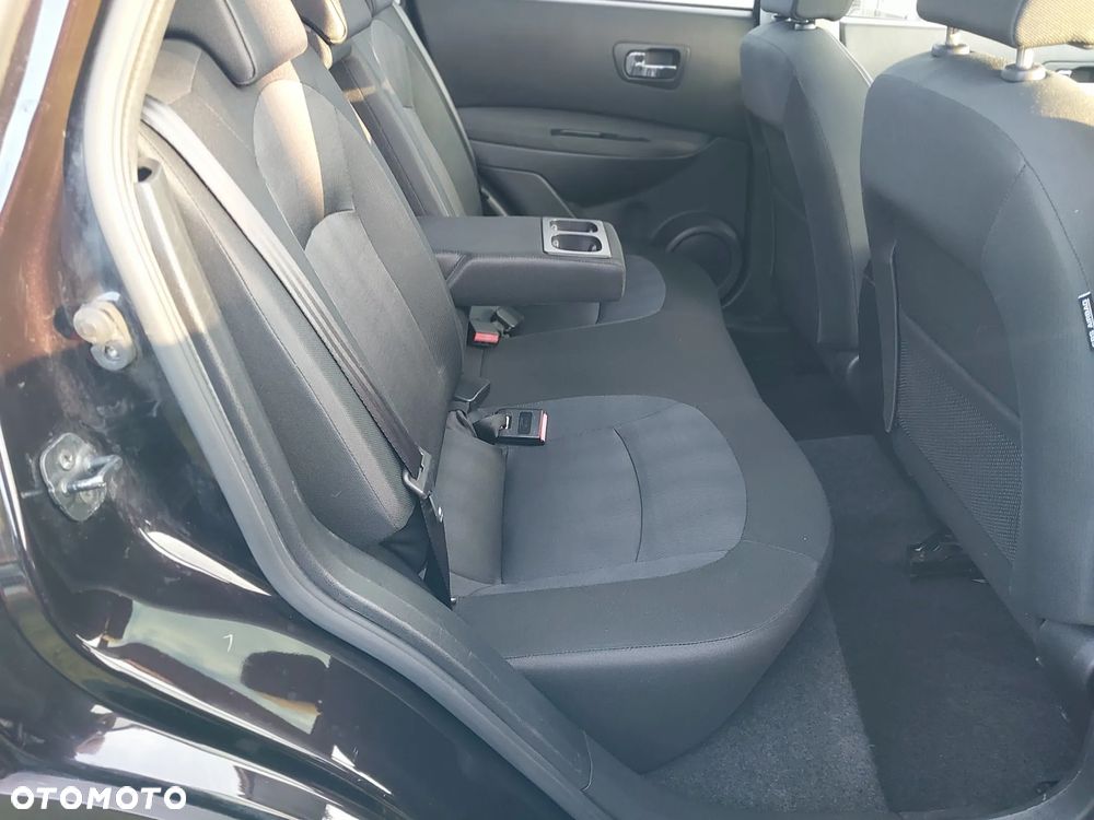 Nissan Qashqai - 11