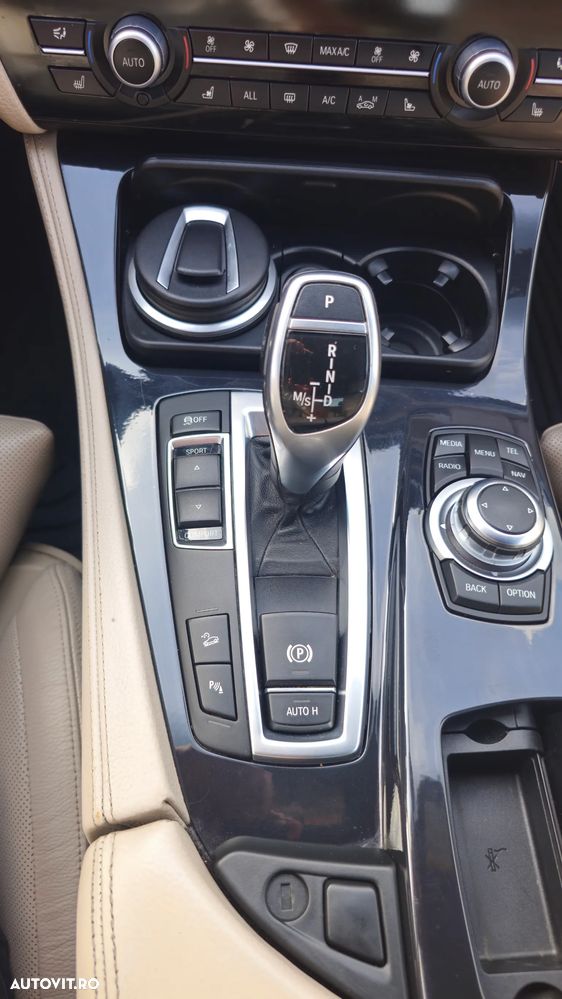 BMW Seria 5 530d xDrive - 18