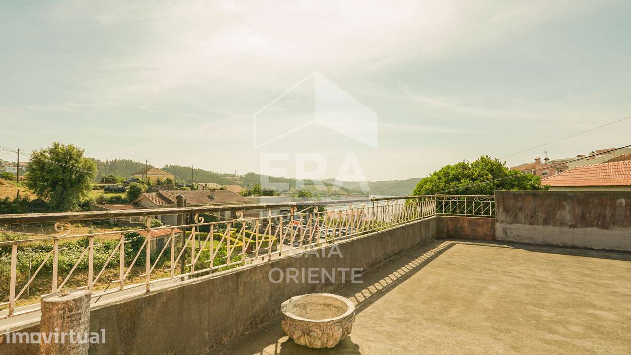 Moradia Independente com Vista Privilegiada sobre o Rio Douro - Melres - Grande imagem: 5/29
