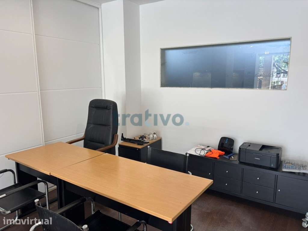 Arrendamento de Espaço Comercial na Rua General Humberto Delgado em... - Grande imagem: 4/10