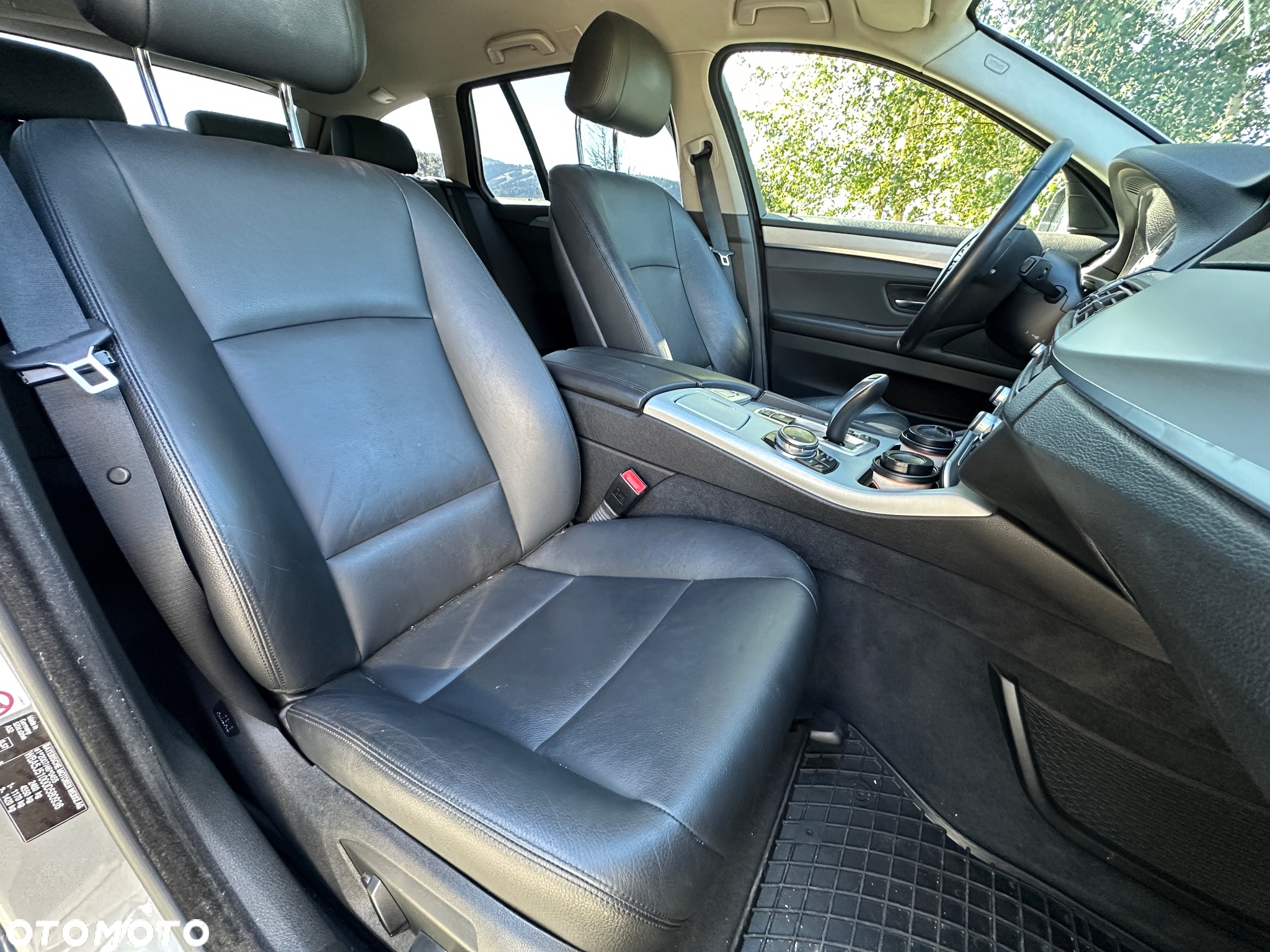 BMW Seria 5 520d xDrive Luxury Line - 27