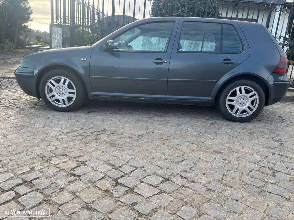 VW Golf 1.9 TDi Highline - 2