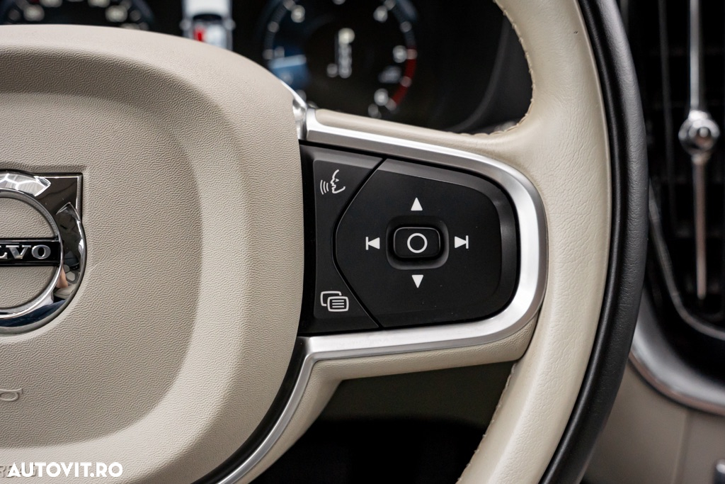 Volvo XC 60 D4 AWD Inscription - 31