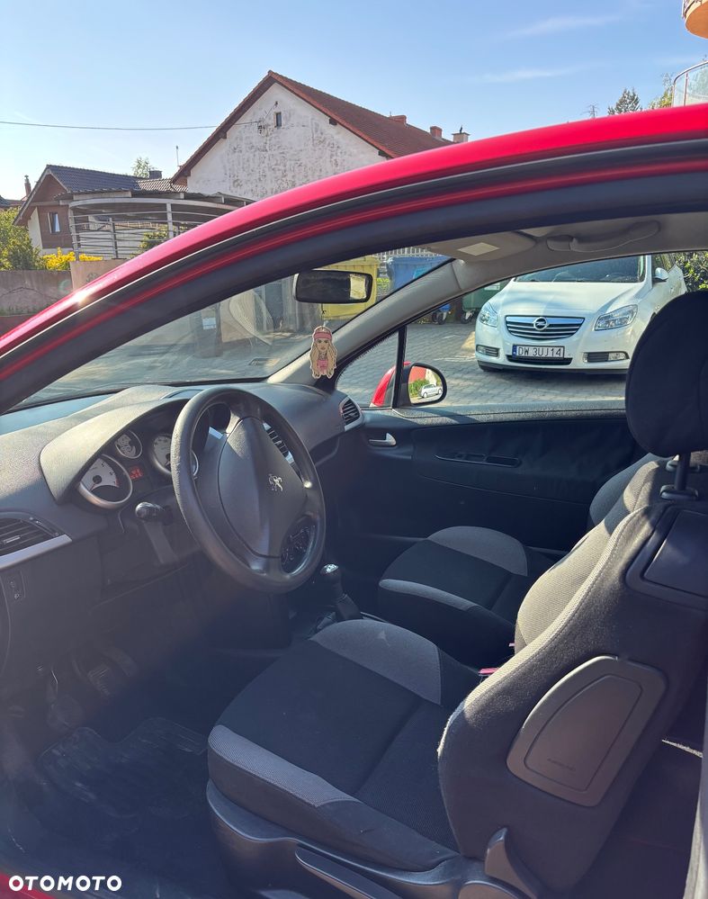 Peugeot 207 - 5