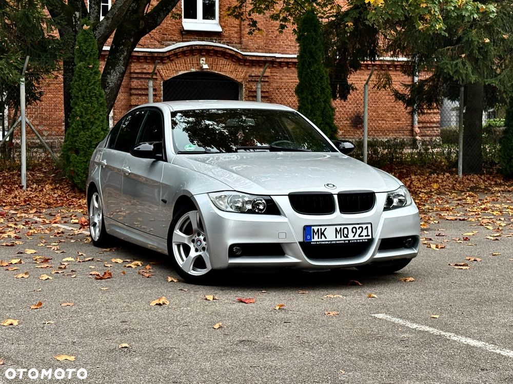 BMW Seria 3 320i - 1