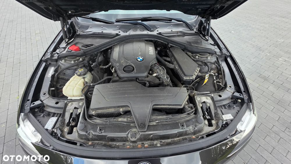 BMW Seria 3 320d Luxury Line - 18