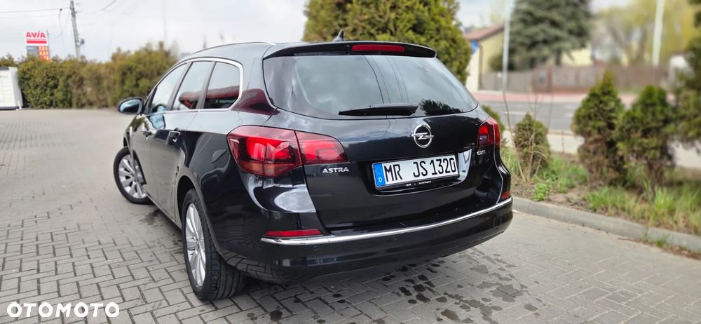 Opel Astra 1.7 CDTI DPF Exklusiv - 10
