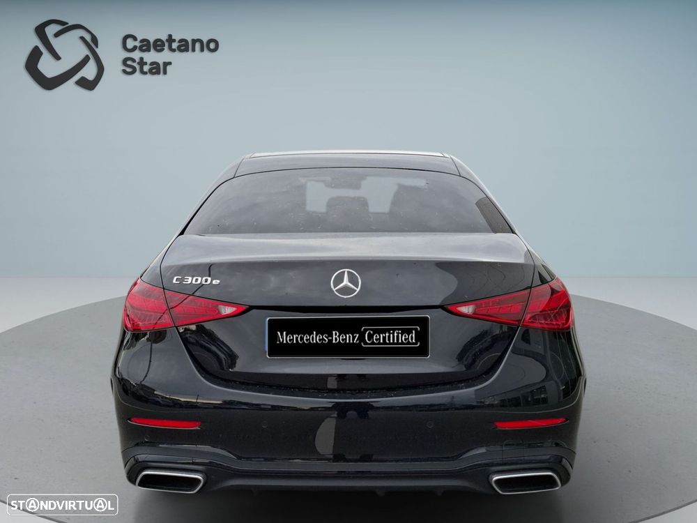 Mercedes-Benz C 300 e - 7