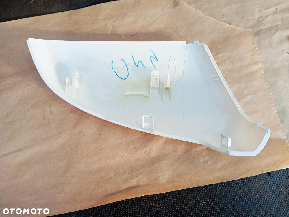 OBUDOWA osłona blenda LUSTERKA ISUZU D-max III - 4