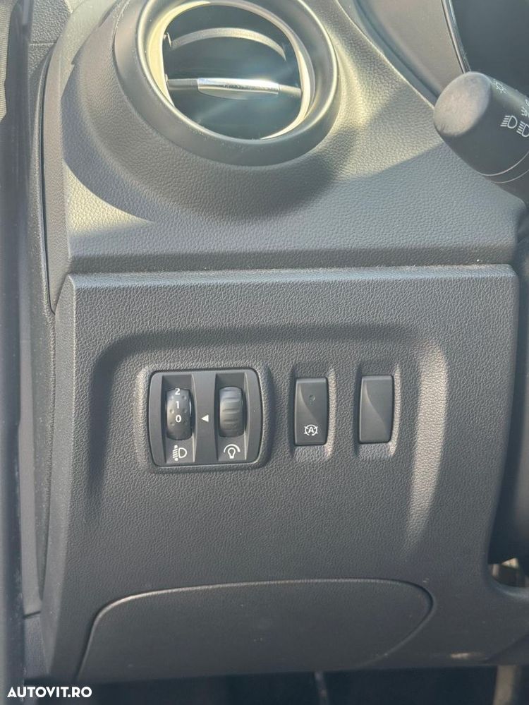 Renault Captur - 21