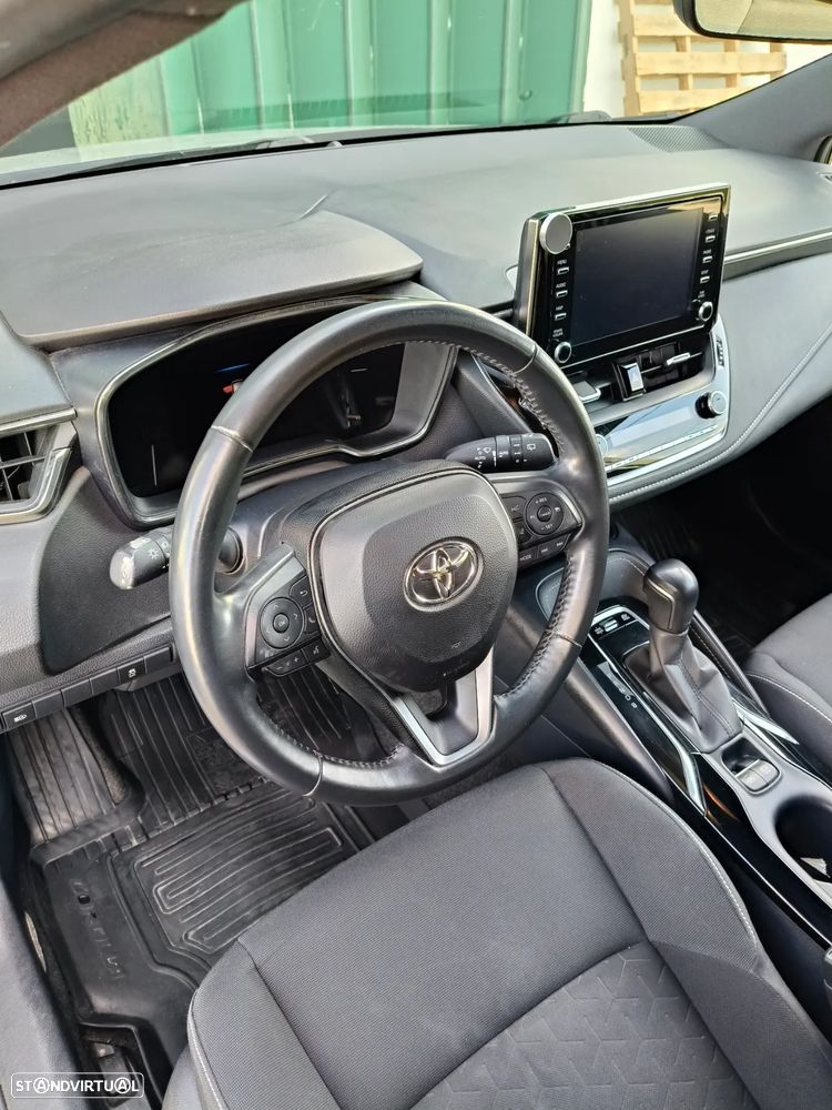 Toyota Corolla Touring Sports - 6