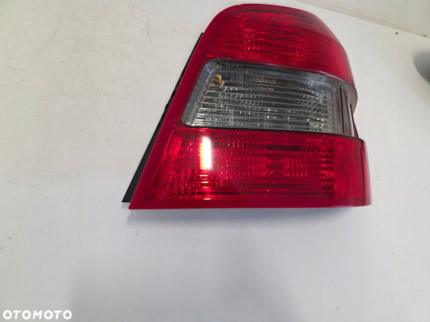 Lampa tył prawy MERCEDES GLK X204 A2048201464 - 2
