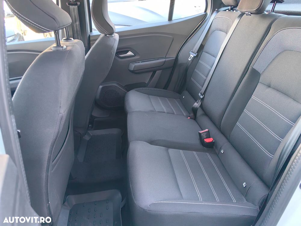 Dacia Logan TCe 90 MT6 Prestige - 9