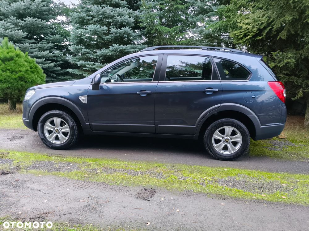 Chevrolet Captiva 2.4 2WD 5 Sitzer LS - 11