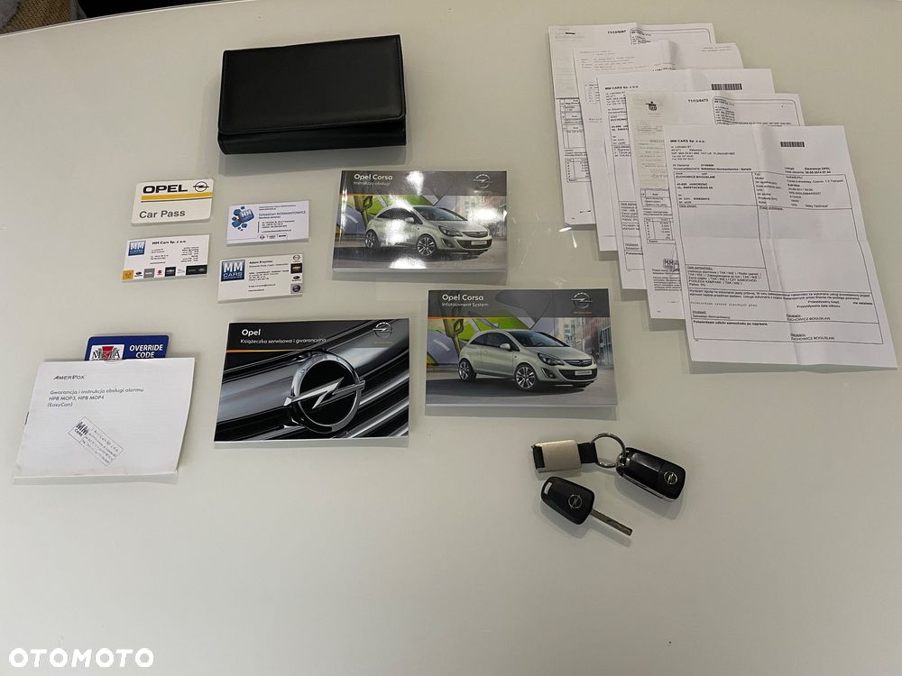 Opel Corsa 1.2 16V Cosmo - 22