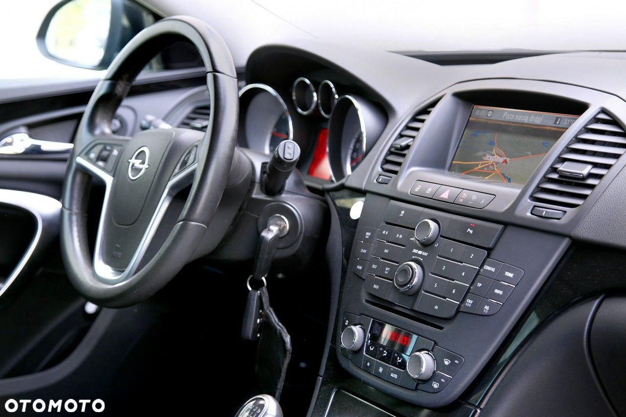 Opel Insignia - 10