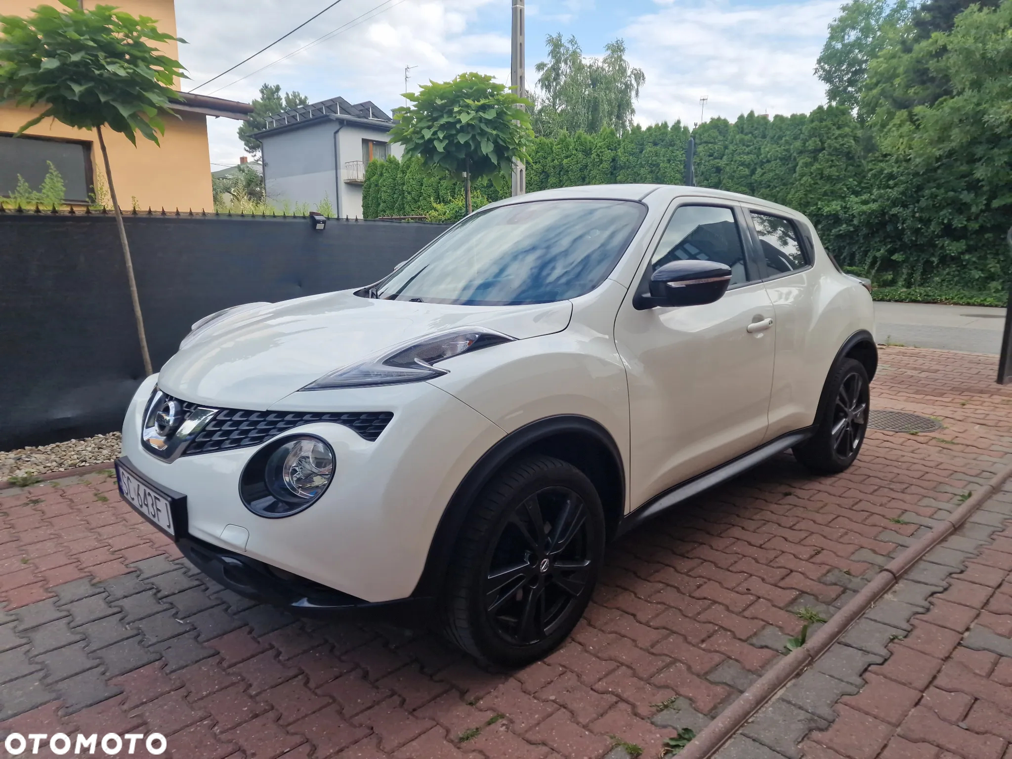 Nissan Juke 1.6 N-Connecta Xtronic EU6 - 3