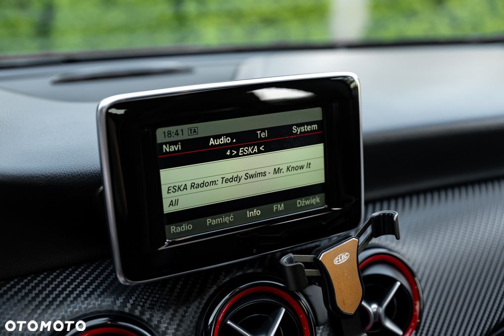 Mercedes-Benz Klasa A 250 4Matic 7G-DCT AMG Line - 34