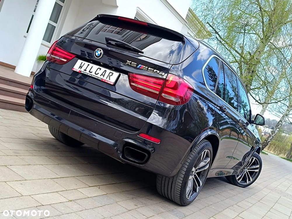 BMW X5 M M50d Sport-Aut - 9