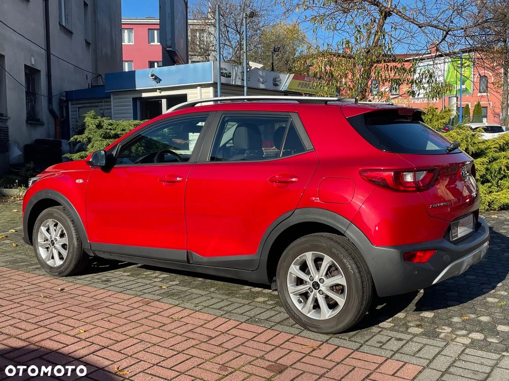 Kia Stonic 1.2 L - 4