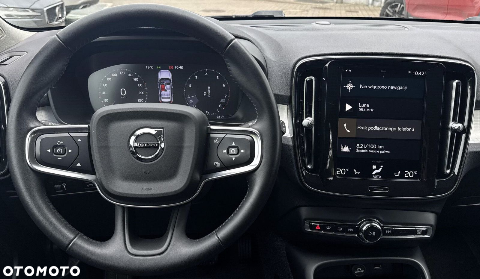 Volvo XC 40 - 12