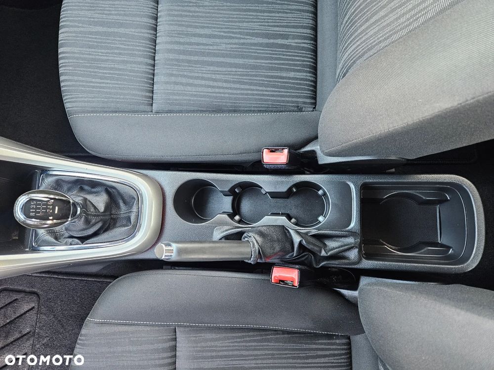 Opel Astra 1.4 Turbo - 21