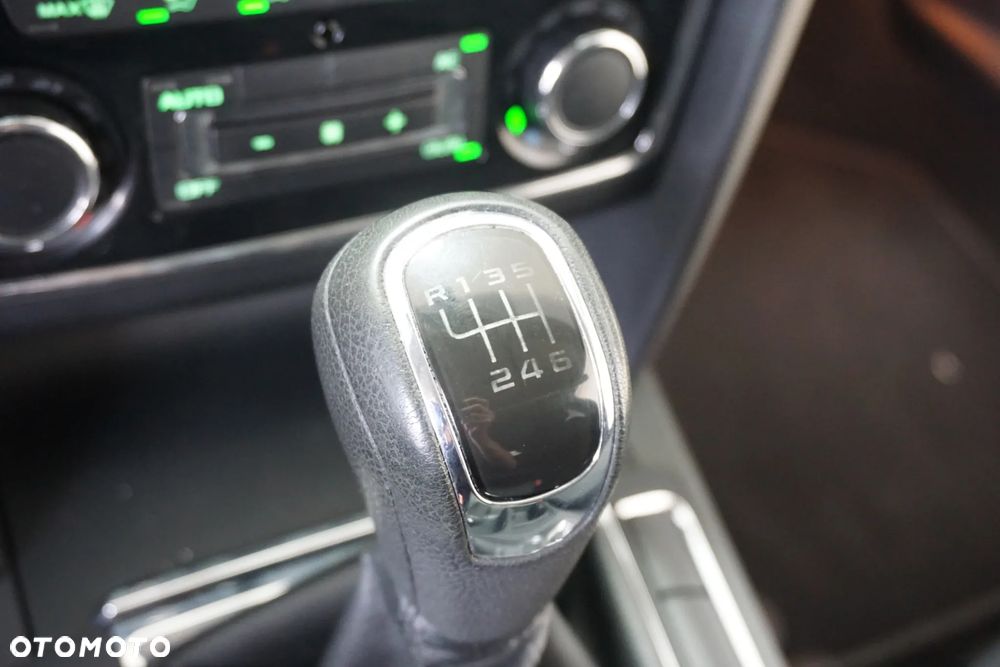 Skoda Superb 2.0 TDI Ambition - 28