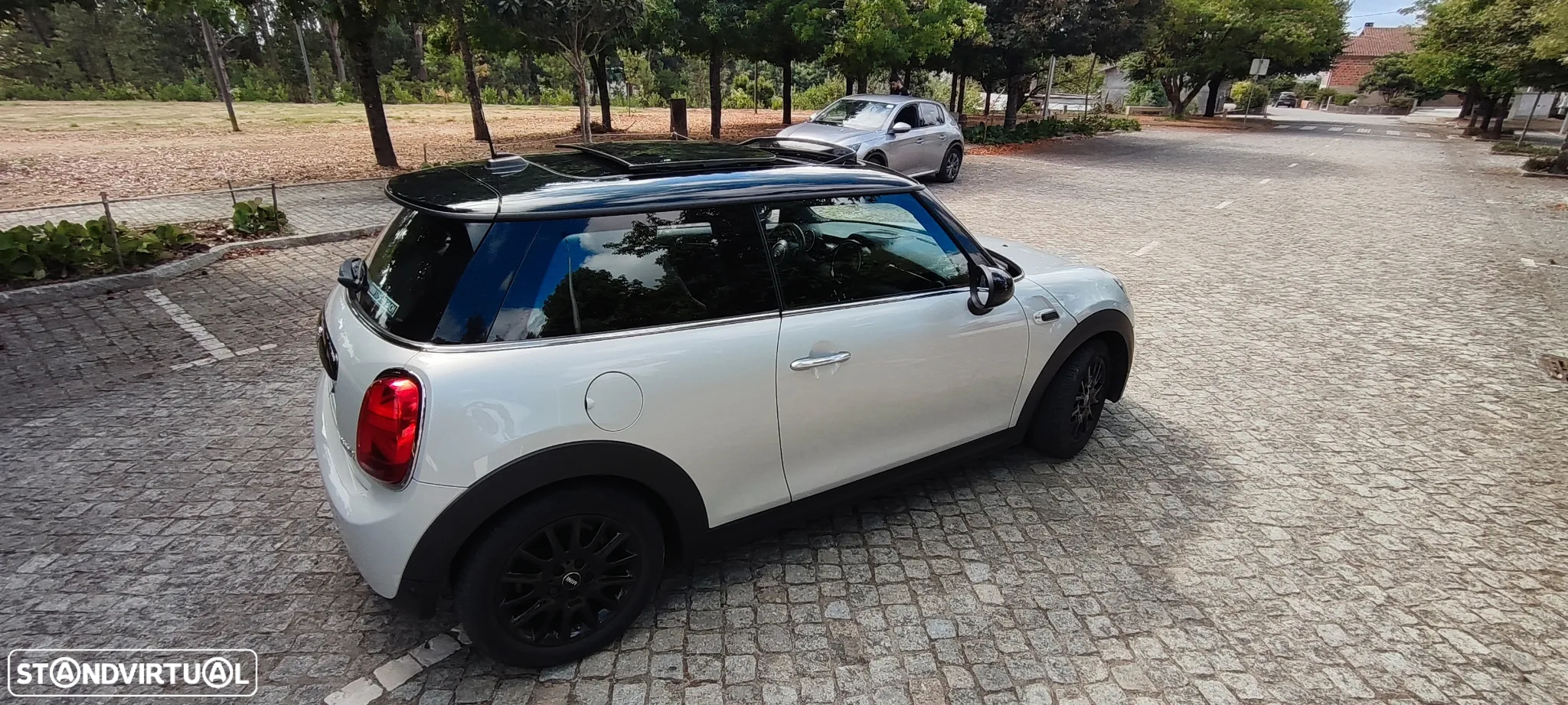 MINI 3 Portas Cooper Aut. JCW - 11