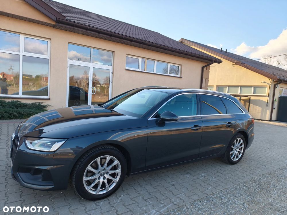 Audi A4 Avant - 4