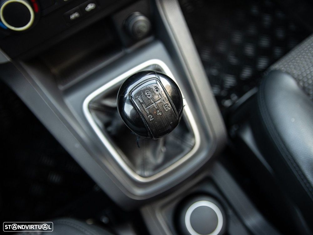 Chevrolet Captiva - 31