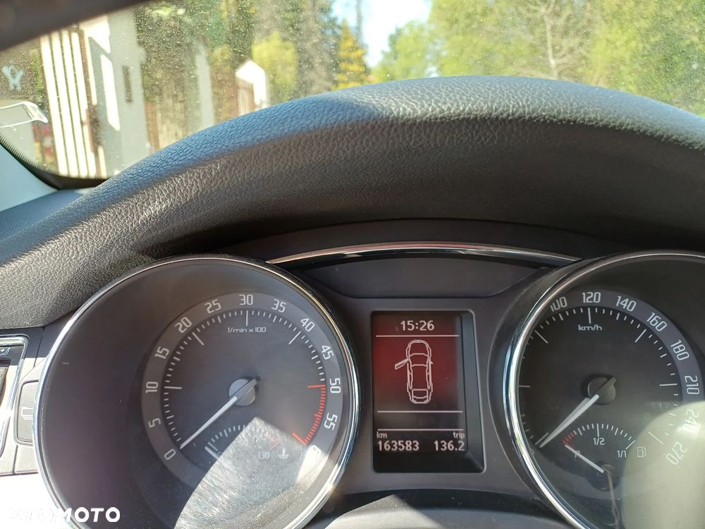 Skoda Superb 1.6 TDI Ambition - 11