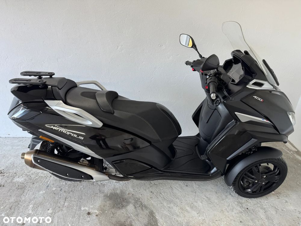 Peugeot Metropolis - 11