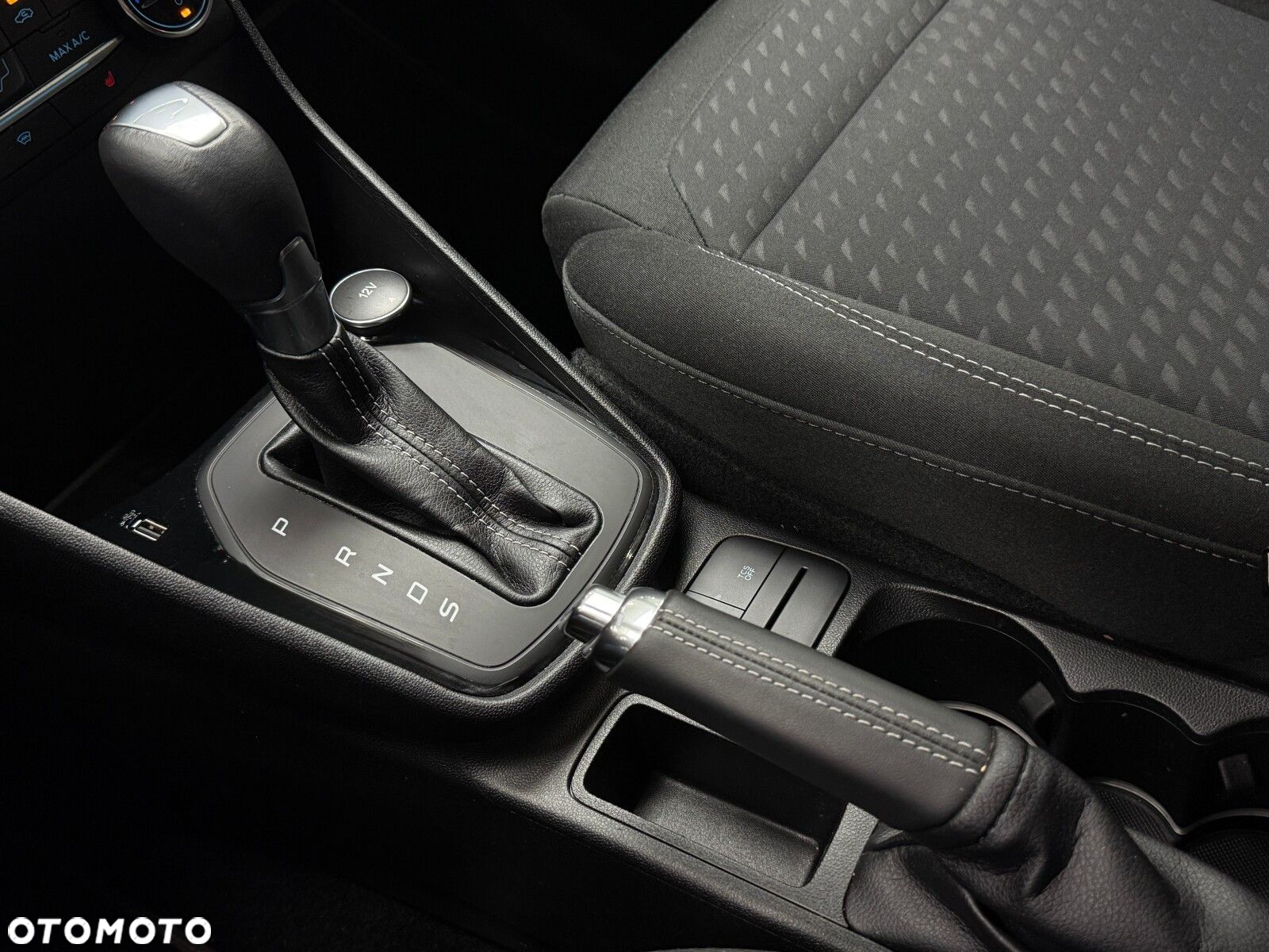 Ford Fiesta - 28