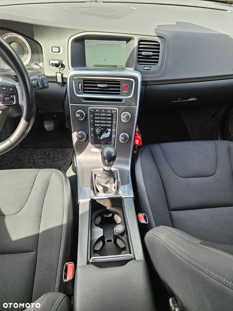 Volvo V60 D2 Kinetic - 22