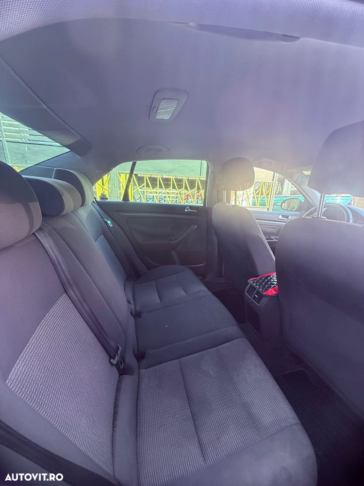 Volkswagen Jetta 1.4 TSI Sportline - 6