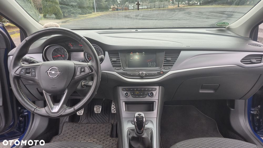 Opel Astra 1.4 Turbo 120 Jahre - 18