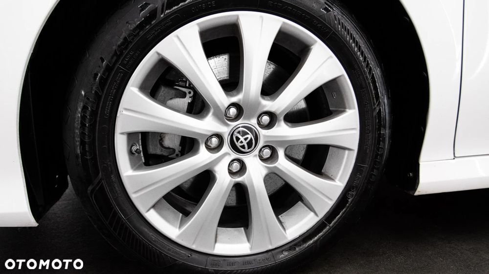 Toyota Camry 2.5 Hybrid Comfort CVT - 10