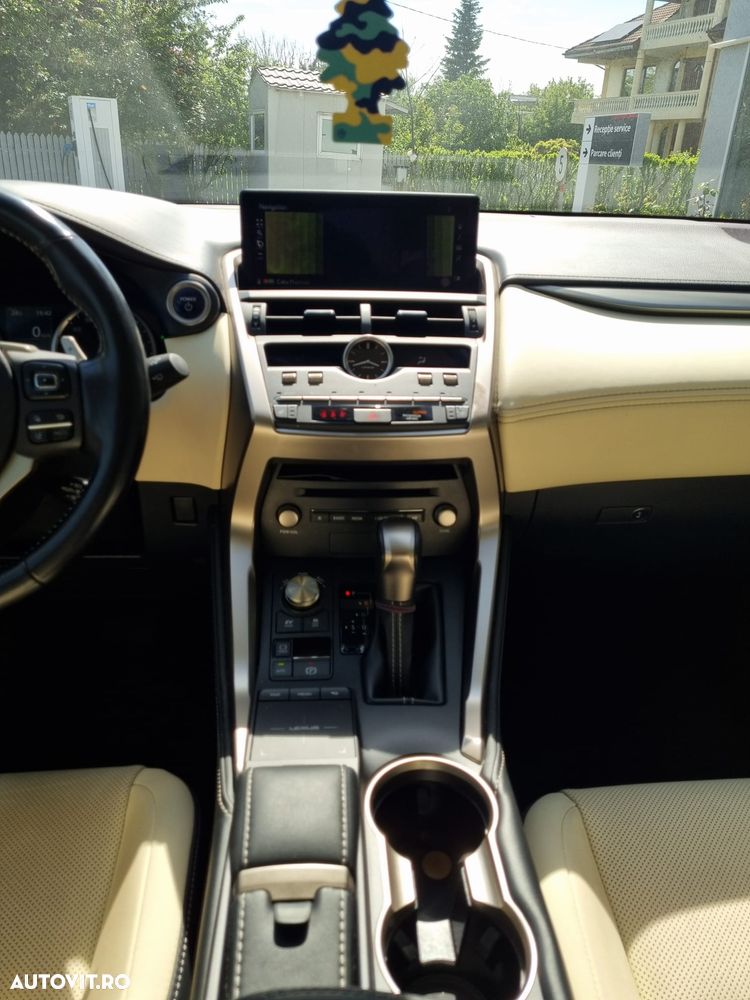 Lexus Seria NX 300h AWD Executive Plus - 5