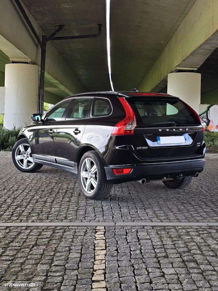 Volvo XC 60 2.4D AWD Aut. Summum - 2