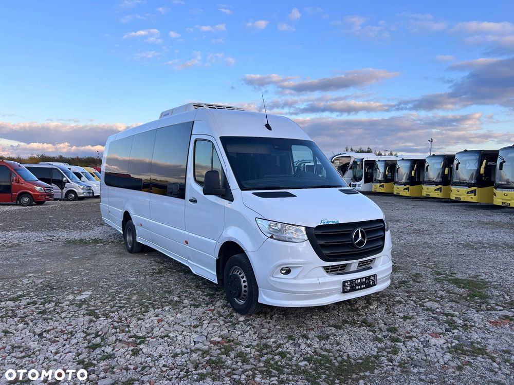 Mercedes-Benz Sprinter 517