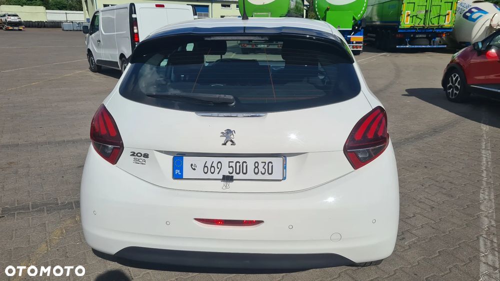 Peugeot 208 Blue-HDi 100 Stop&Start Style - 5