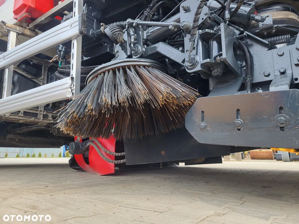 Renault C 380 Bucher Eurovoirie 2 silniki - 22