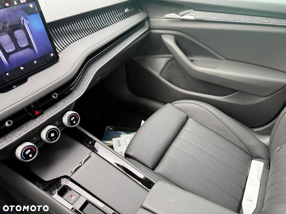 Skoda Superb 1.5 TSI Plug-in Hybrid Drive DSG - 11